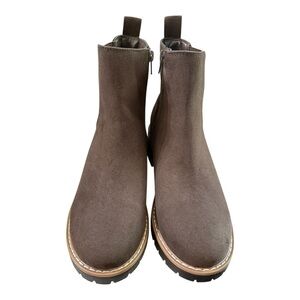 Kensie Brown Chelsea Ankle Boots – Size 8